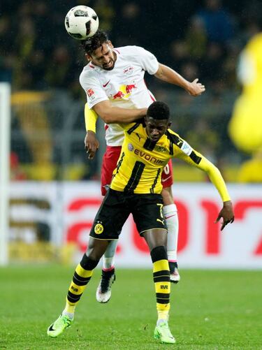 Dortmund apologise to Leipzig over fans' violence