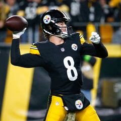 Gerente general de los Steelers confía plenamente en Kenny Pickett