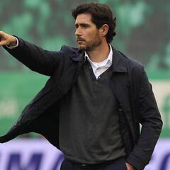 Víctor ganó la Séptima con Jupp Heynckes y la Liga con el Depor