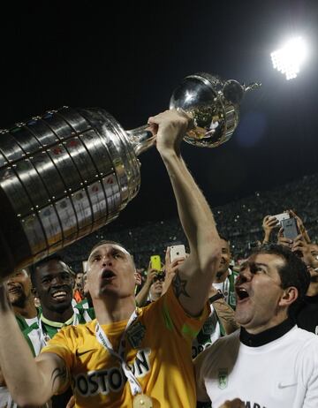 Nacional celebró el título en su casa. La tercera Libertadores para Colombia, luego del 89 y en 2004 con Once Caldas.