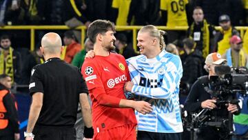 Manchester City coach Pep Guardiola reveals that Erling Haaland didn’t play the second half against Dortmund due to a fever and a “knock on his foot”.