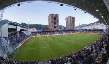 How and where can I watch Eibar - Real Madrid: times, tv, online