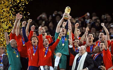 Adiós a Busquets: sólo quedan cinco de Sudáfrica