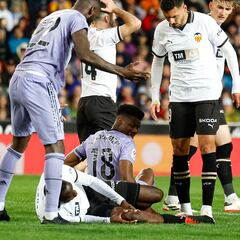 Benítez: “Diakhaby tiene que ser fuerte psicológicamente, a mí muchos me retiraron”