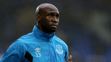Everton fear "long-term" injury for Eliaquim Mangala