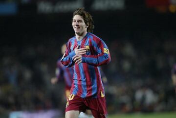 El 17 de diciembre de 2005, Messi se enfrentó a ellos, jugó 81 minutos, pero la estrella argentina se fue del encuentro sin marcar.
