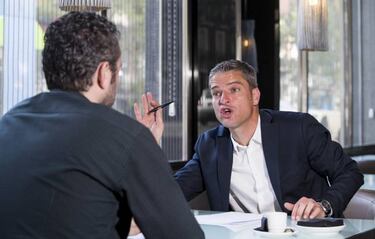 Luis Gil: "Me di y me daré hostias con Tebas, pero hay que unirnos todos para cambiar la FEF"