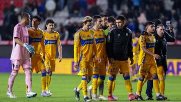 Nahuel Guzman, Vladimir Lorona, Francisco Sebastian Cordova, Jesus Angulo of Tigres during the 16th round match between Pachuca and Tigres UANL as part of the Liga BBVA MX, Torneo Clausura 2025 at Hidalgo Stadium, on April 15, 2025 in Pachuca, Hidalgo, Mexico.