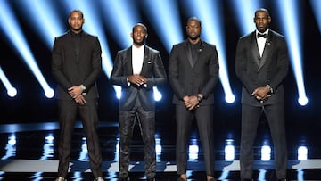 Carmelo Anthony, Chris Paul, Dwyane Wade y LeBron James, juntos en la ceremonia de los ESPY 2016.