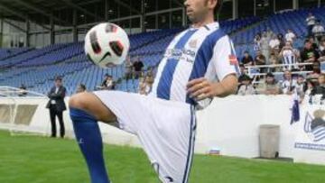 <b>ILUSIONADO. </b>El ex delantero del Espanyol afronta con mucha ilusión su nueva etapa en la Real Sociedad. Es por una temporada, pero espera que se prolongue más.