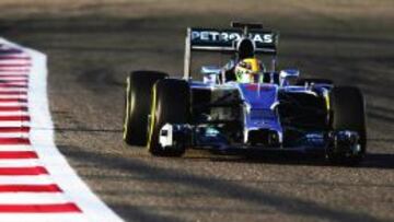 Hamilton y el Mercedes han dejado muy buenas sensaciones en los test, ahora hay que refrendarlo en Australia.