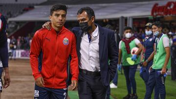 Fernando Beltrán después del calentamiento con las Chivas