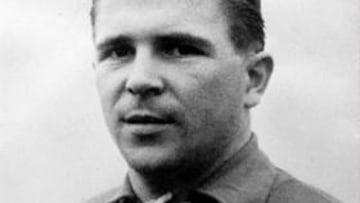 <B>CAÑONCITO PUM</B>. El futbolista llegado del frío y que formó parte de un Real Madrid glorioso fue el mejor deportista húngaro.