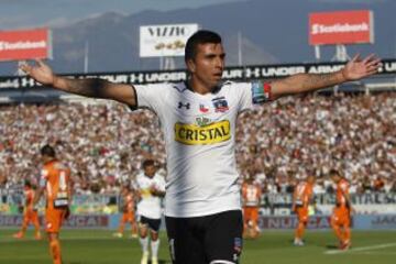 Trámite tranquilo para Colo Colo que venció 4-1 a Cobreloa.