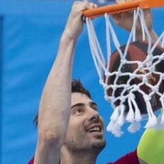 Ante Tomic: "Veo más difícil que se juegue la Euroliga que la ACB"
