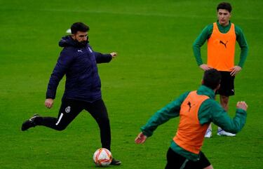 Tienza: "Los números del Depor son buenos, lo raro es lo del Racing"