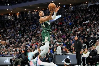 Will Giannis Antetokounmpo play today against the Pacers in Game 5 of the first round?