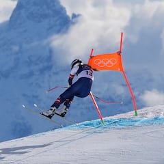 Photos appear to show how Lindsey Vonn’s Olympic crash happened