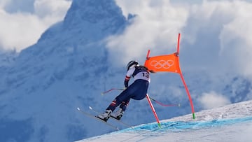 United States' Lindsey Vonn crashes into a gate during an alpine ski women's downhill race, at the 2026 Winter Olympics, in Cortina d'Ampezzo, Italy, Sunday, Feb. 8, 2026. (AP Photo/Jacquelyn Martin)
Associate Press/ LaPresse
Only Italy and Spain