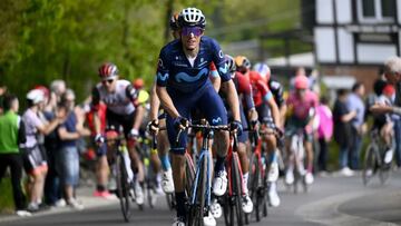 Enric Mas, al frente del Movistar para el Dauphiné