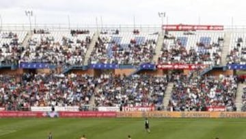 Entrenamiento en el Colombino en 2008, el día previo al amistoso contra Perú que jugó allí la Selección de Luis Aragonés.