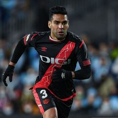 Rayo Vallecano, con Falcao los últimos minutos, cae ante Elche