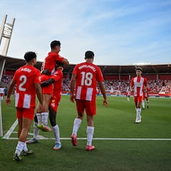 El Almería afronta su quinta promoción de ascenso entre recuerdos de gloria y tropiezos