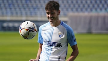 Jozabed, durante su presentaci&oacute;n como jugador del M&aacute;laga.