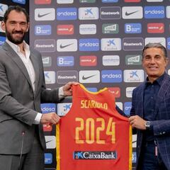 "Entrenar a España es fuente de títulos, pero también de placer"