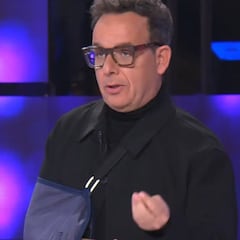 Àngel Llàcer reaparece en ‘Tu cara me suena’ con cabestrillo y se rompe al recordar su enfermedad: “Una vez renuncié a vivir”