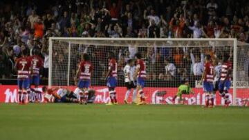 1-0. Javi Fuego anotó el primer tanto.