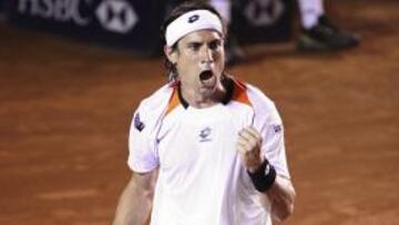 David Ferrer celebra su victoria ante Fernando González y mañana se medirá a Juan Carlos Ferrero en la final de Abierto mexicano de Tenis, en Acapulco.