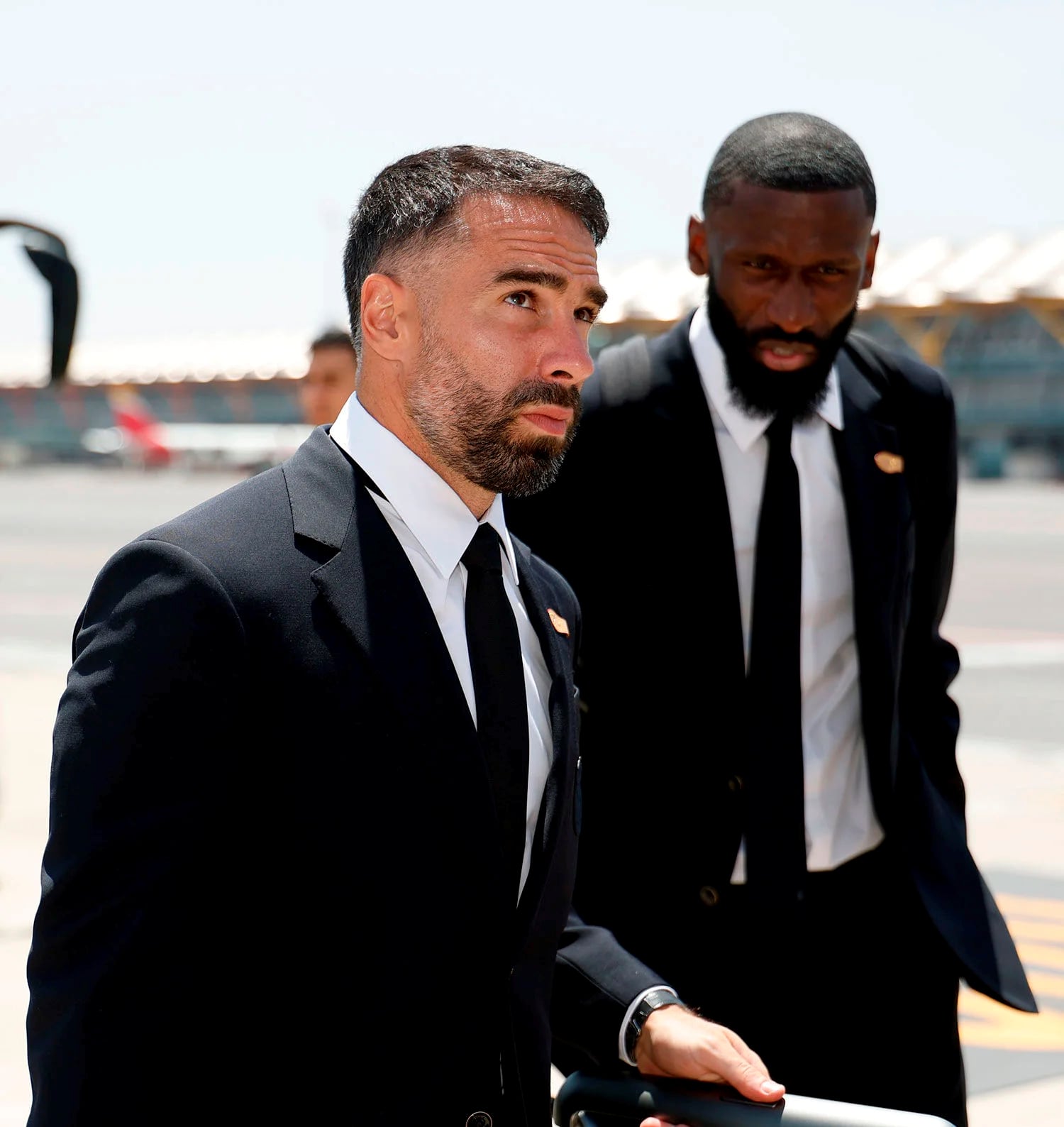 تأخر رحلة ريال مدريد بسبب عاصفة في بالم بيتش وتأثير ذلك على جدول الفريق