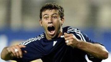 <b>FLAMANTE FICHAJE.</b> El argentino aterrizó en Inglaterra como una estrella.