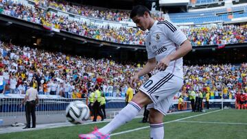 James Rodríguez durante su presentación como jugador del Real Madrid.