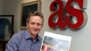 Kevin Schwantz durante su visita a la Redacci&oacute;n de AS.