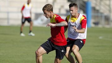 Facundo y Vigaray durante el entrenamiento del Getafe.
