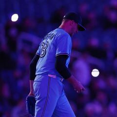 El tatuaje de Jeff Hoffman, cerrador de los Blue Jays, que está perfectamente equilibrado