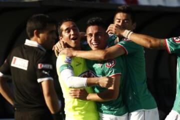 Universidad Católica superó a Audax Italiano en la 12a fecha del Apertura.