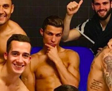 Ronaldo adopts his thinker pose after the Clásico.