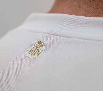 Valencia unveil centenary 2018/19 season kit