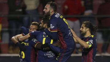 El Chaves celebra su gol ante Sporting.