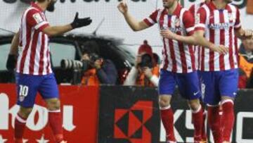 Los rojiblancos celebran un gol.