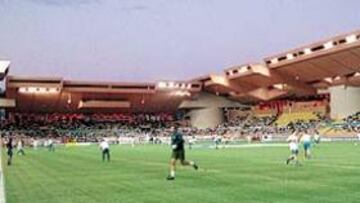 <b>EL LUIS II</B>. Este es el estadio del Mónaco, el escenario que acogerá el partido de vuelta de los cuartos de final.