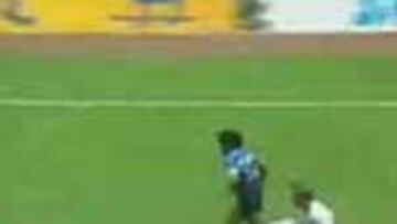 <B>FICHADO</B>. Cuatro se ha hecho con uno de los grandes de la historia del fútbol.