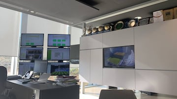 Así es la sala de mando de Paul Burgess, el jardinero jefe del Real Madrid.