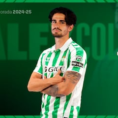 El Betis traspasa a Collado a Qatar tras dos años en Arabia