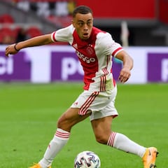 Holanda ya da por cerrado el fichaje de Dest por 5 años