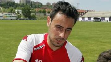 <b>SIGUE LA NEGOCIACIÓN. </b>Pedro López ha de rescindir en Valladolid para ser granota.