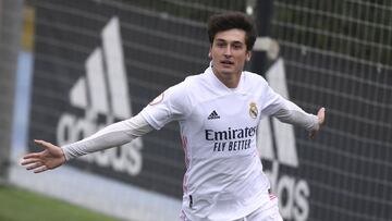 Raúl da paso al 'Baby' Castilla